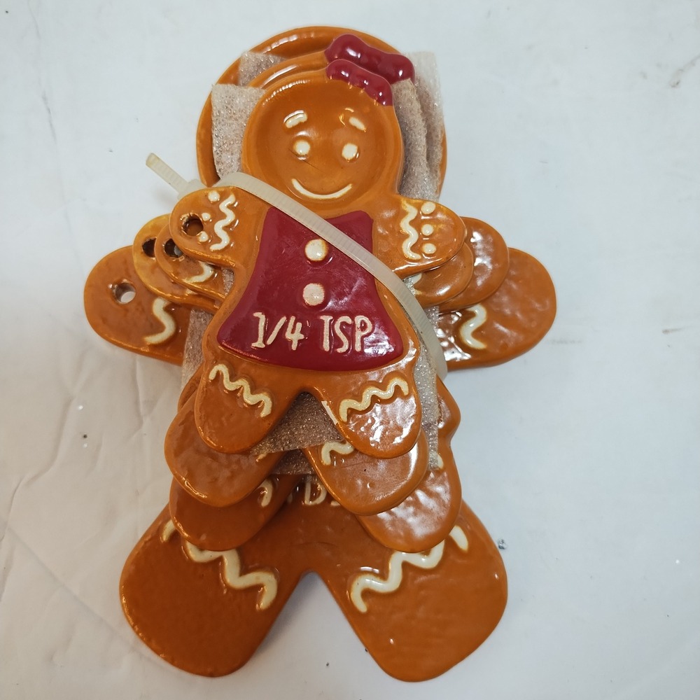 Gingerbread Woman Man Measuring Spoons Set 4 Piece Kitchen‎ Baking Tool NEW